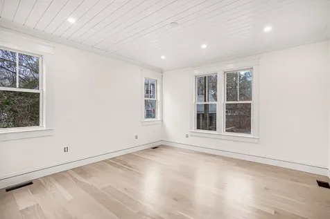 9 Suttons Way Edgartown MA 02539