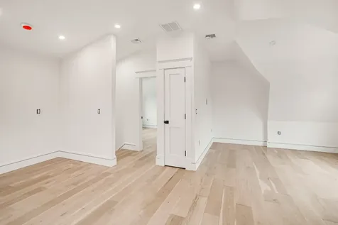 9 Suttons Way Edgartown MA 02539