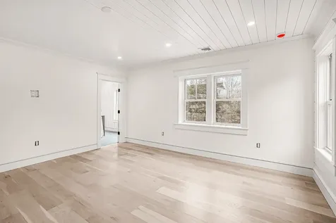 9 Suttons Way Edgartown MA 02539