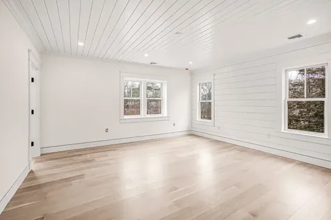 9 Suttons Way Edgartown MA 02539