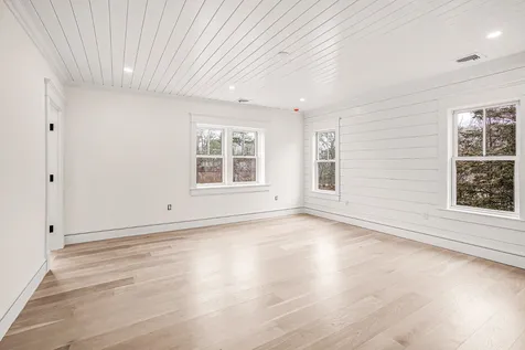9 Suttons Way Edgartown MA 02539