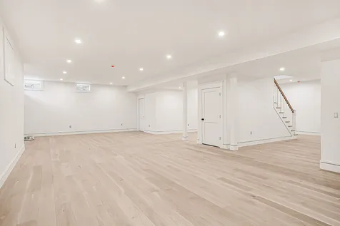 9 Suttons Way Edgartown MA 02539