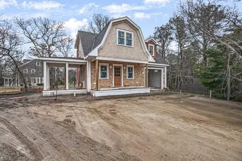 9 Suttons Way Edgartown MA 02539