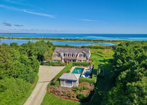 38 Cow Bay Road Edgartown MA 02539