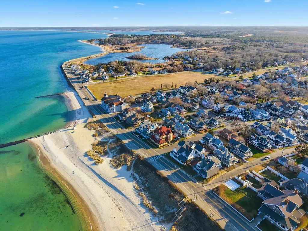 25 Pennacook Avenue Oak Bluffs MA 02557