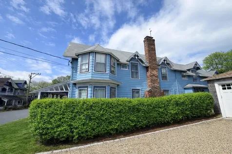 25 Pennacook Avenue Oak Bluffs MA 02557