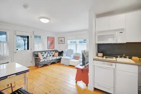 25 Pennacook Avenue Oak Bluffs MA 02557