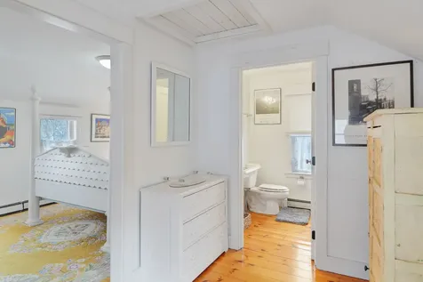 25 Pennacook Avenue Oak Bluffs MA 02557