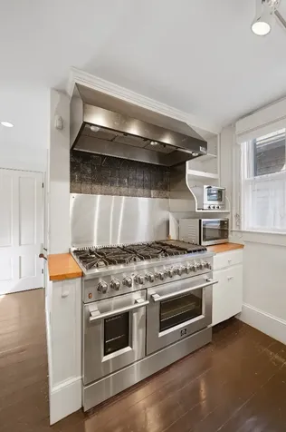 25 Pennacook Avenue Oak Bluffs MA 02557