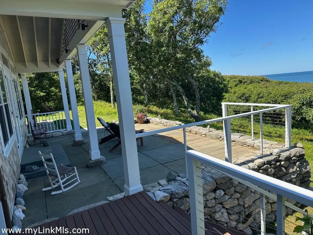 78 Hammett Road Chilmark MA 02535