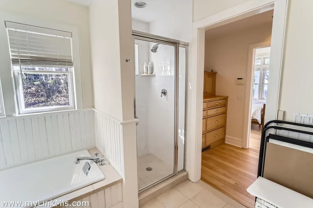 78 Hammett Road Chilmark MA 02535
