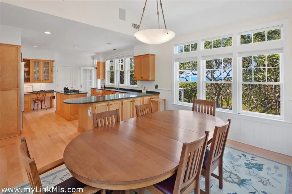 78 Hammett Road Chilmark MA 02535