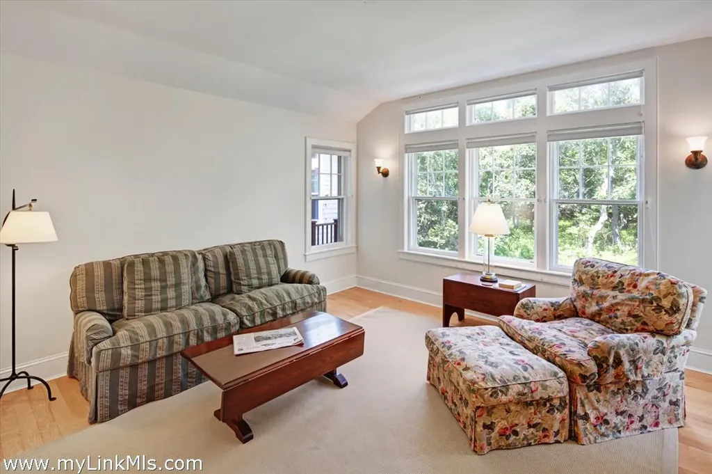 78 Hammett Road Chilmark MA 02535