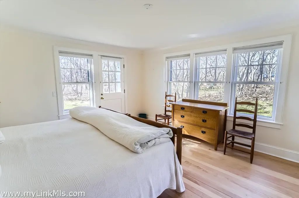 78 Hammett Road Chilmark MA 02535