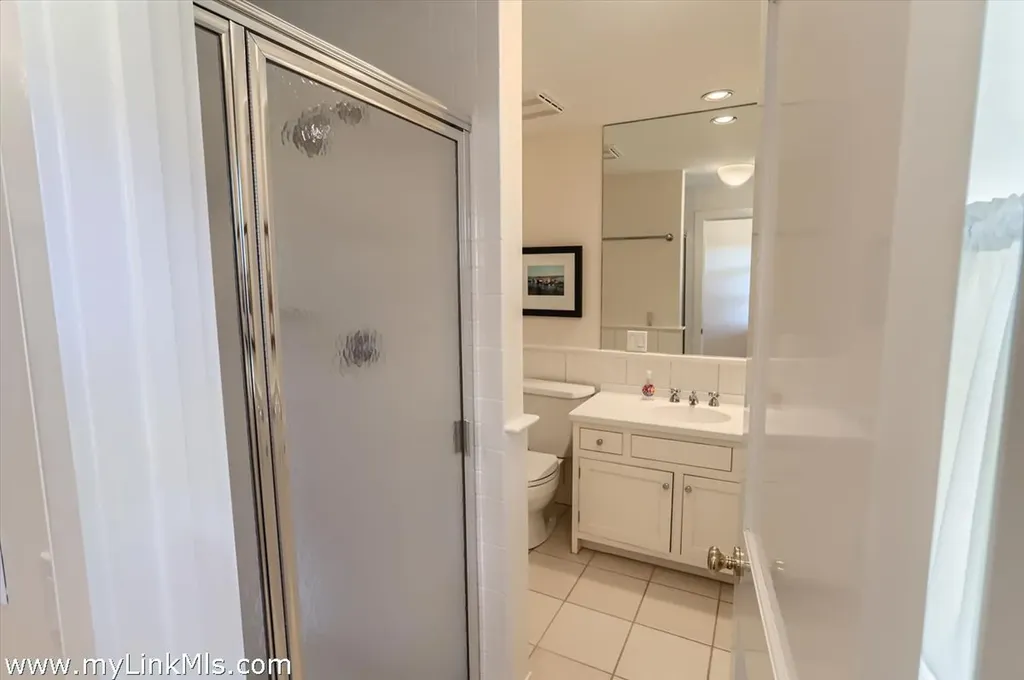 78 Hammett Road Chilmark MA 02535