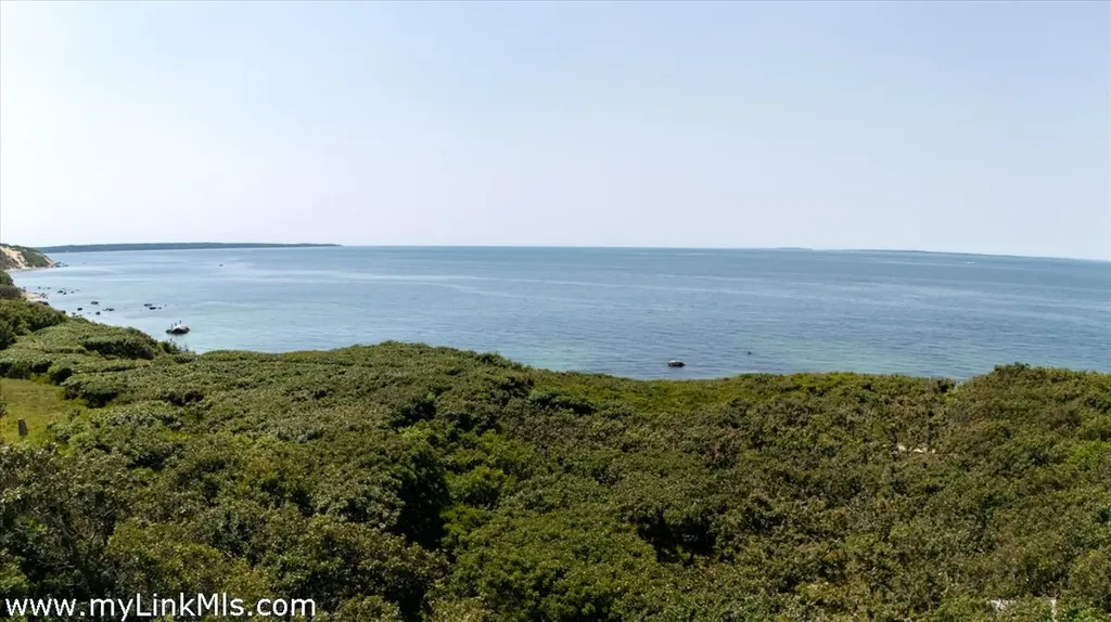 78 Hammett Road Chilmark MA 02535