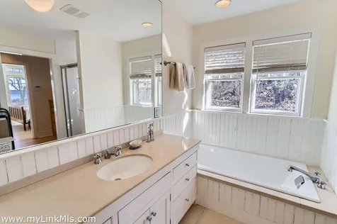 78 Hammett Road Chilmark MA 02535