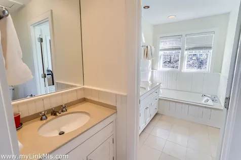 78 Hammett Road Chilmark MA 02535