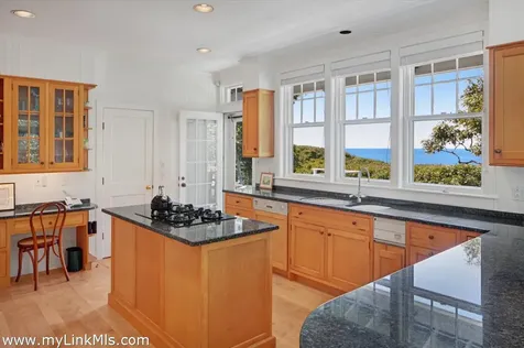 78 Hammett Road Chilmark MA 02535