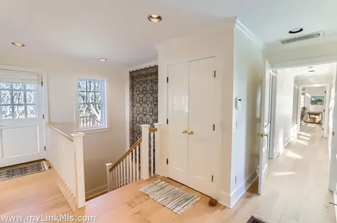 78 Hammett Road Chilmark MA 02535