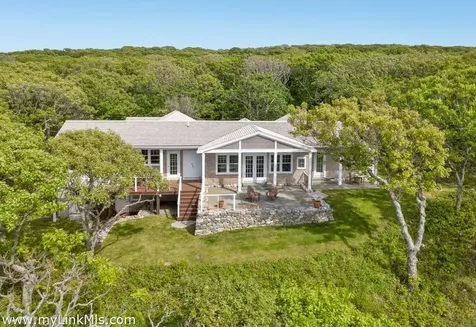 78 Hammett Road Chilmark MA 02535
