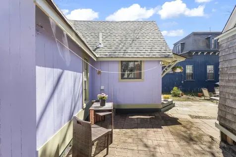 1 Pease Avenue Oak Bluffs MA 02557