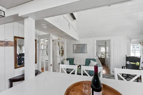 1 Pease Avenue Oak Bluffs MA 02557