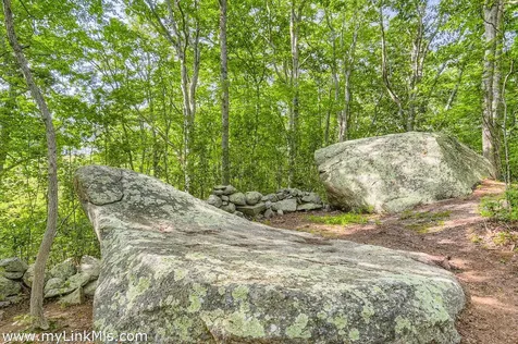 44 Cencelle Chilmark MA 02535