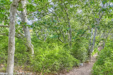 44 Cencelle Chilmark MA 02535