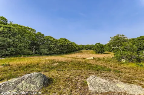 44 Cencelle Chilmark MA 02535