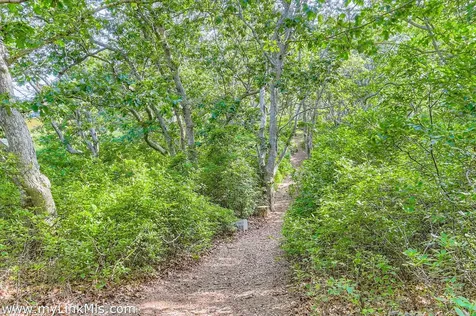 44 Cencelle Chilmark MA 02535