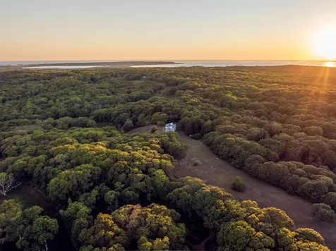 44 Cencelle Chilmark MA 02535