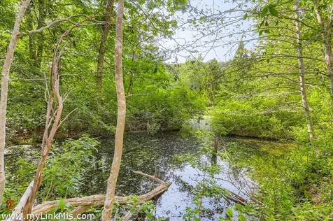 44 Cencelle Chilmark MA 02535