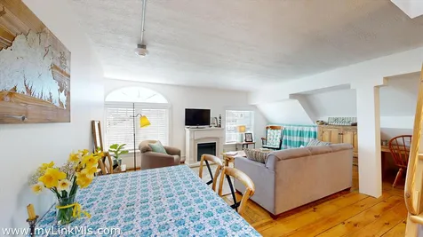 37 Circuit Avenue Oak Bluffs MA 02557