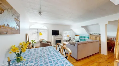 37 Circuit Avenue Oak Bluffs MA 02557