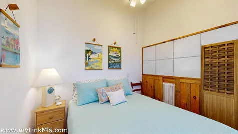 37 Circuit Avenue Oak Bluffs MA 02557