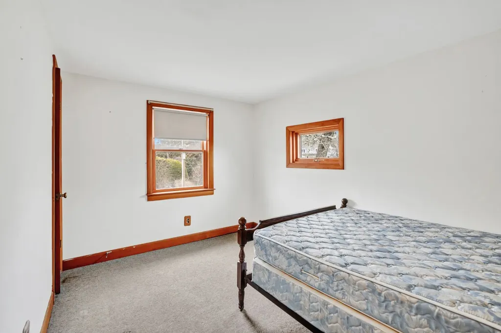 119 North William Street Vineyard Haven MA 02568