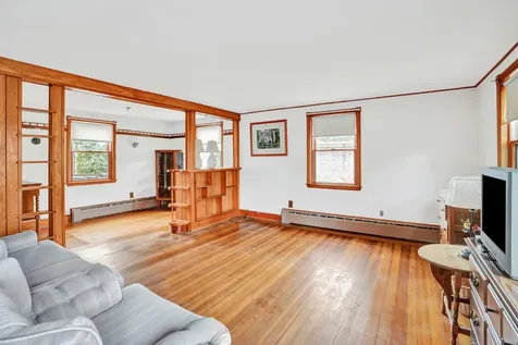 119 North William Street Vineyard Haven MA 02568