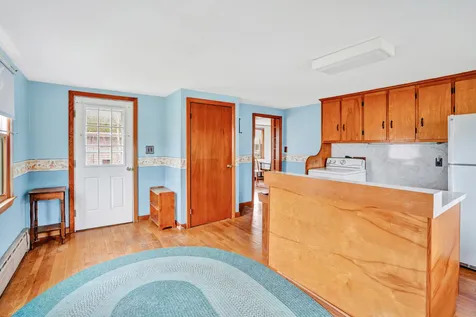 119 North William Street Vineyard Haven MA 02568