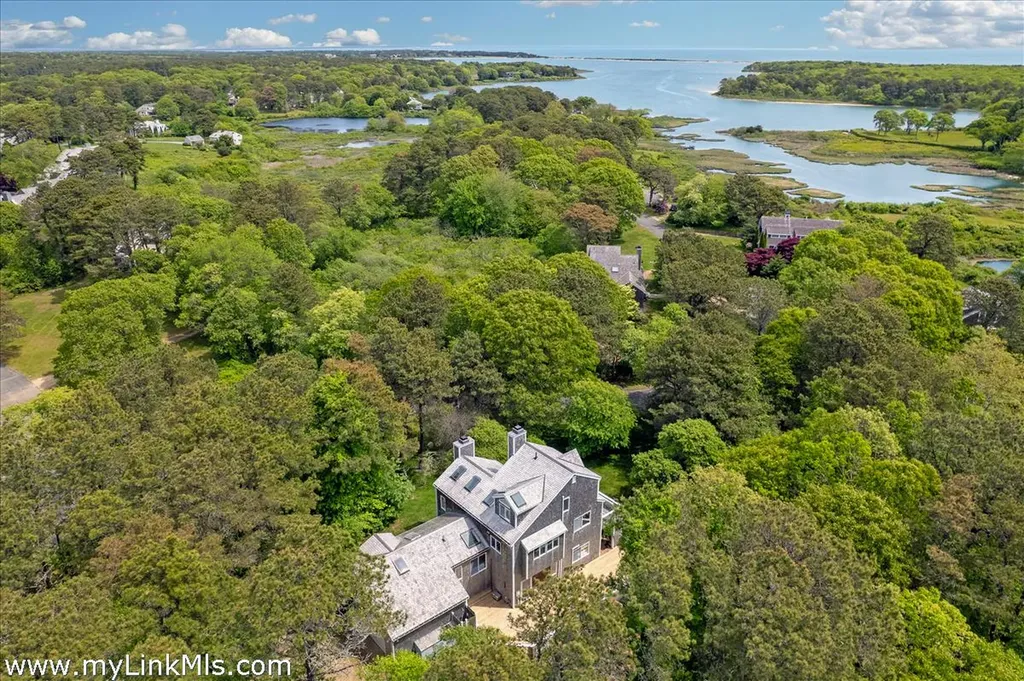 50 Hidden Cove Road Oak Bluffs MA 02557