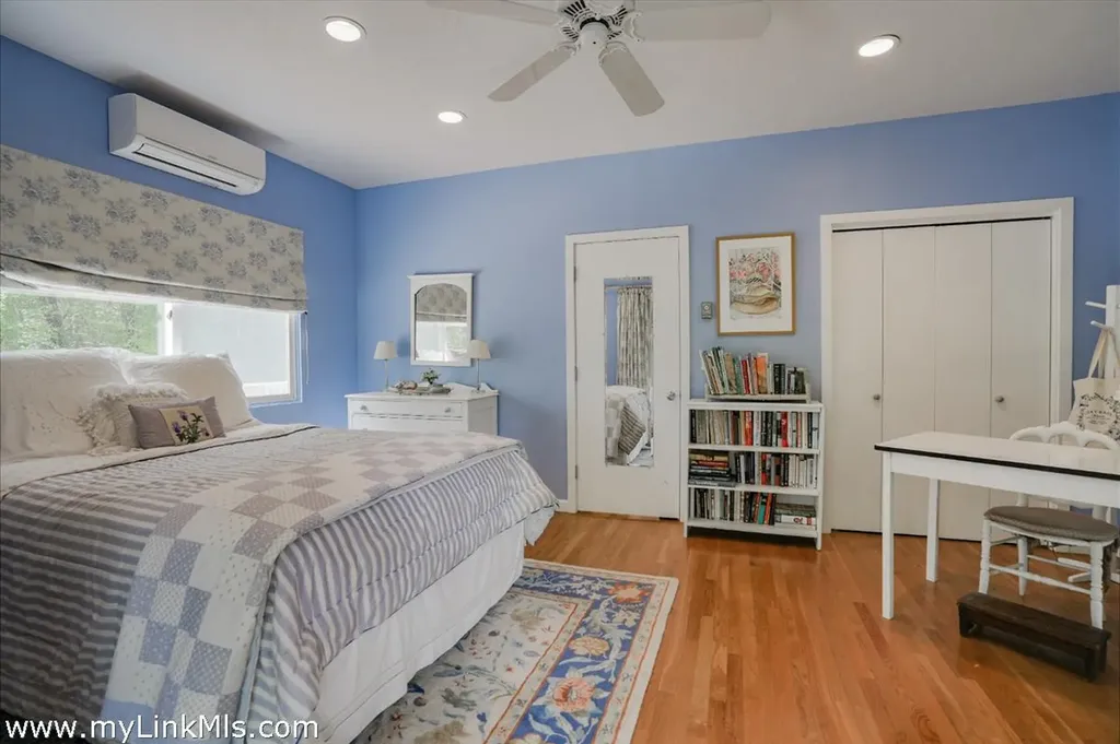 50 Hidden Cove Road Oak Bluffs MA 02557