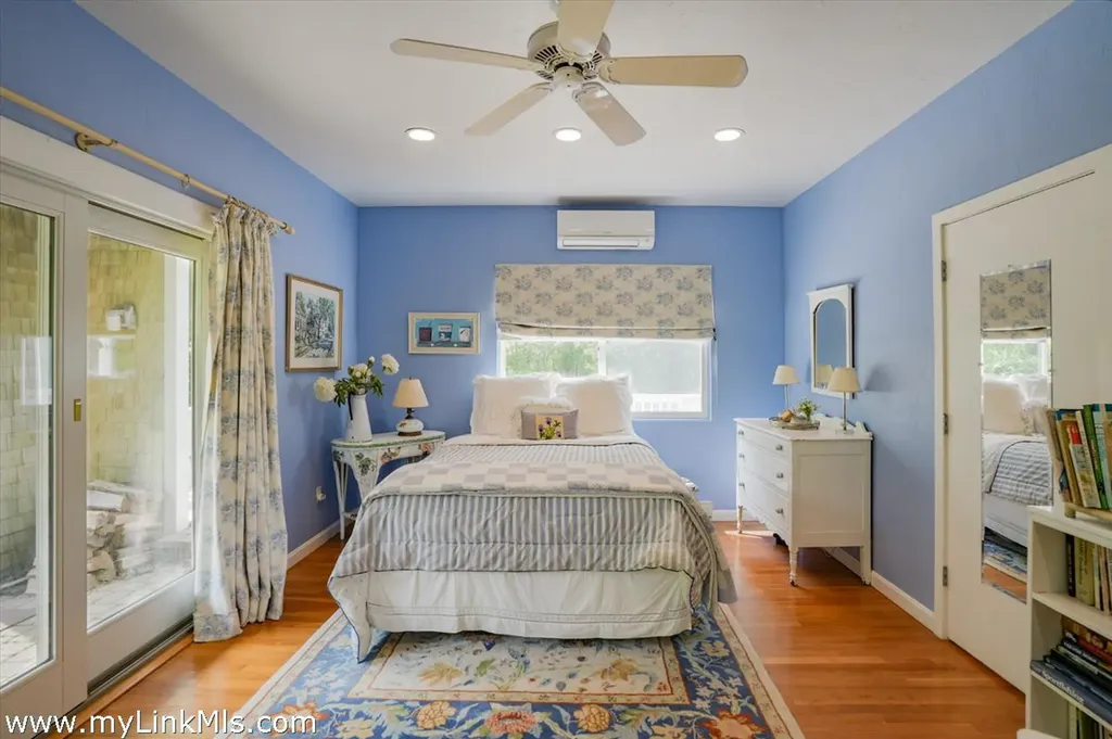 50 Hidden Cove Road Oak Bluffs MA 02557