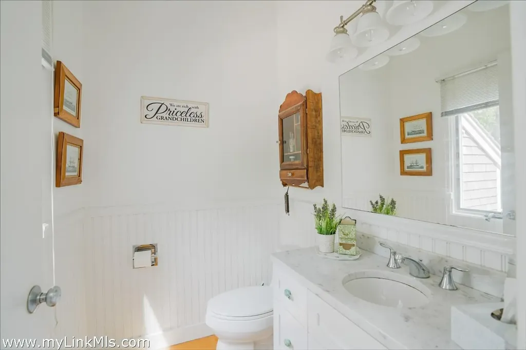 50 Hidden Cove Road Oak Bluffs MA 02557