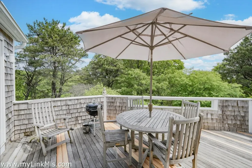 50 Hidden Cove Road Oak Bluffs MA 02557