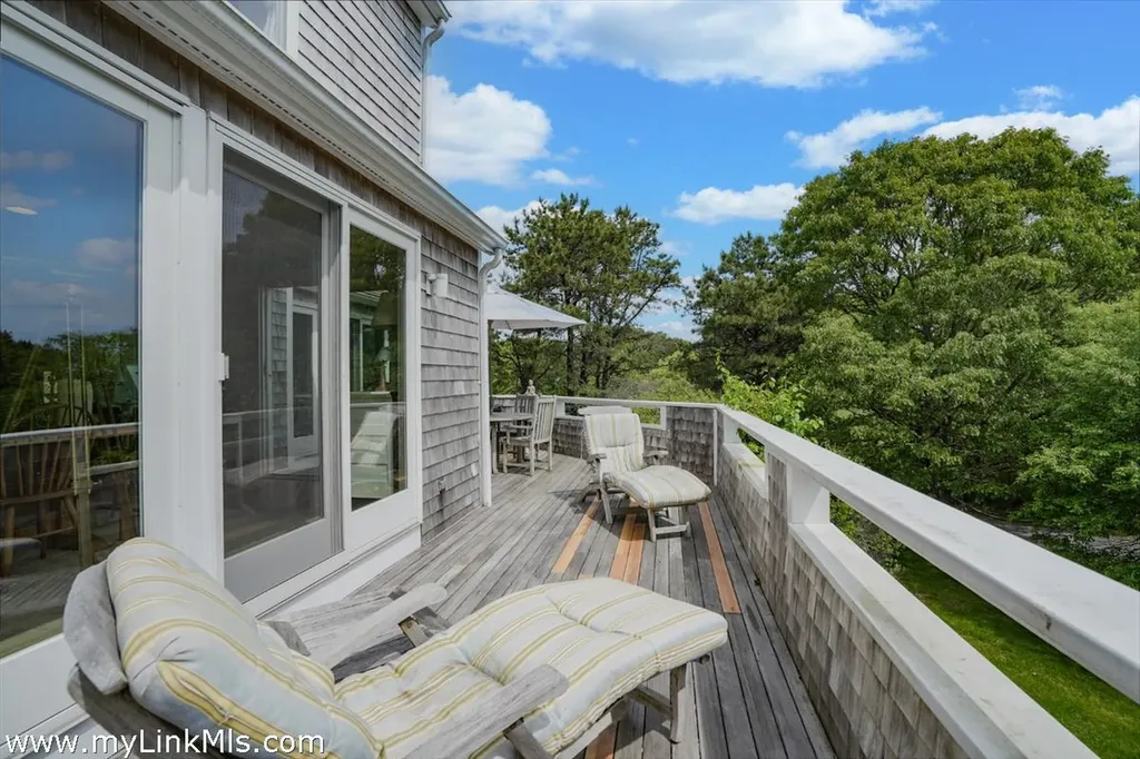 50 Hidden Cove Road Oak Bluffs MA 02557