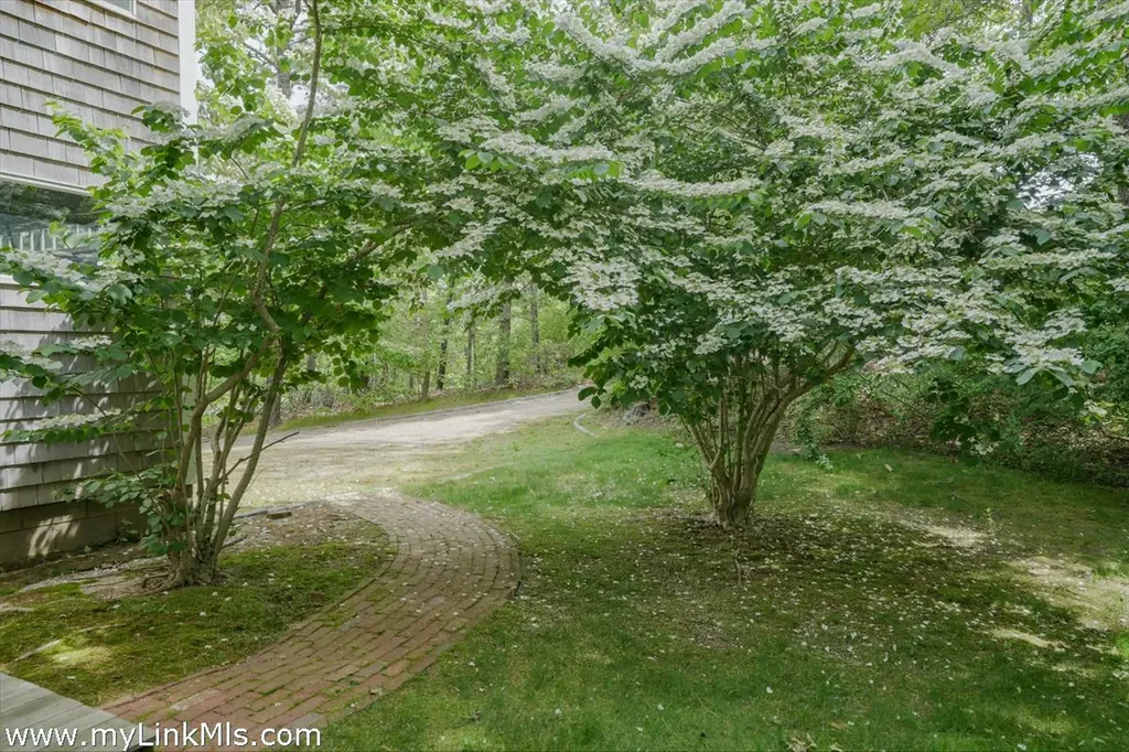 50 Hidden Cove Road Oak Bluffs MA 02557