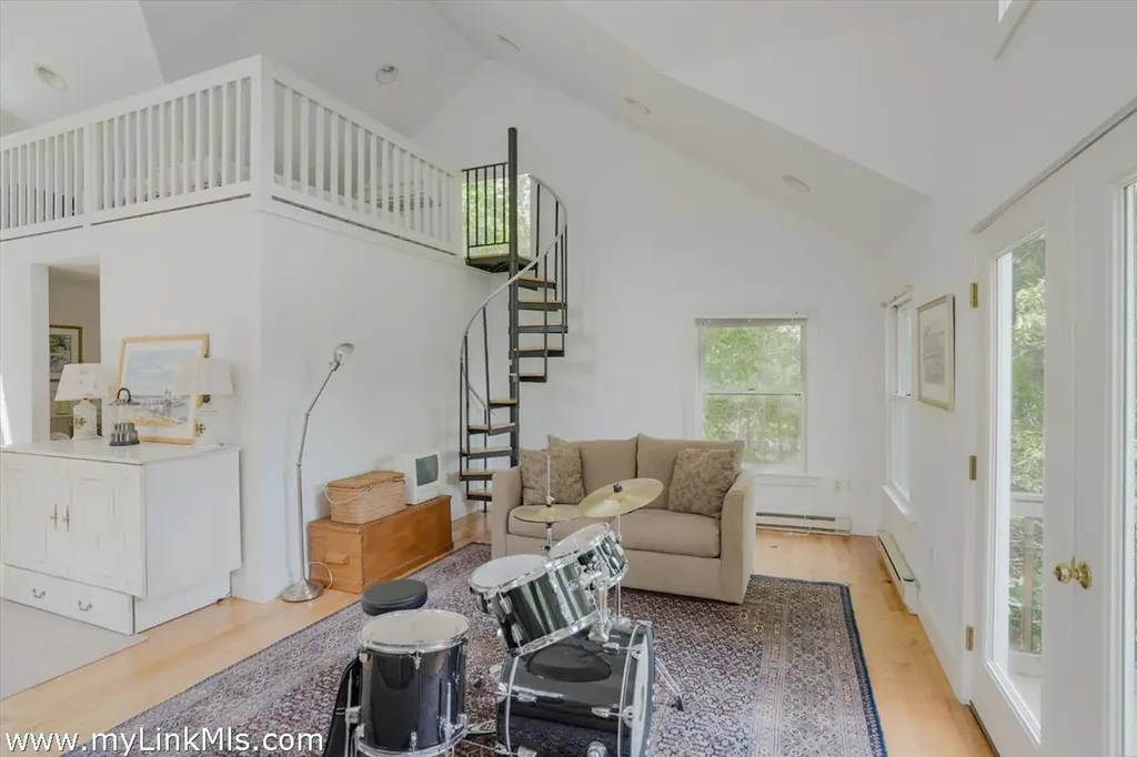 50 Hidden Cove Road Oak Bluffs MA 02557