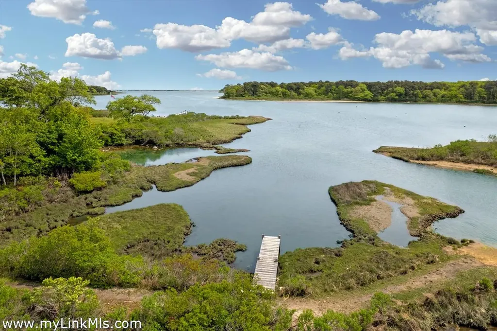 50 Hidden Cove Road Oak Bluffs MA 02557