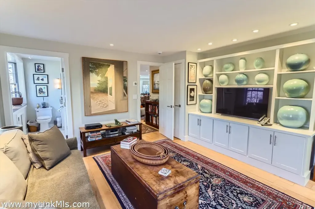 20 Edson Forest Road West Tisbury MA 02575
