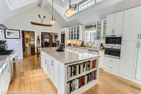 20 Edson Forest Road West Tisbury MA 02575